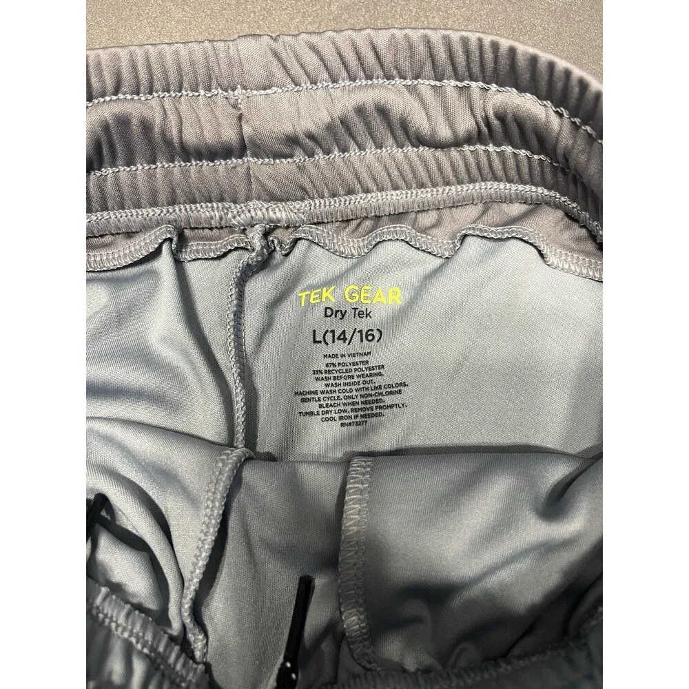 Tek Gear Dry Tek Boys 7” Athletic Gray Shorts (Lot of 3) Size Large 14/16